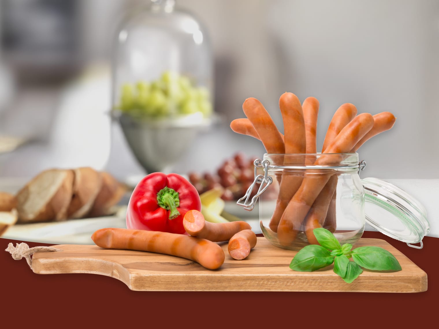Mettwurst mit Paprika: heißgeräuchert und mit fruchtig-pikanter Paprika-Note.